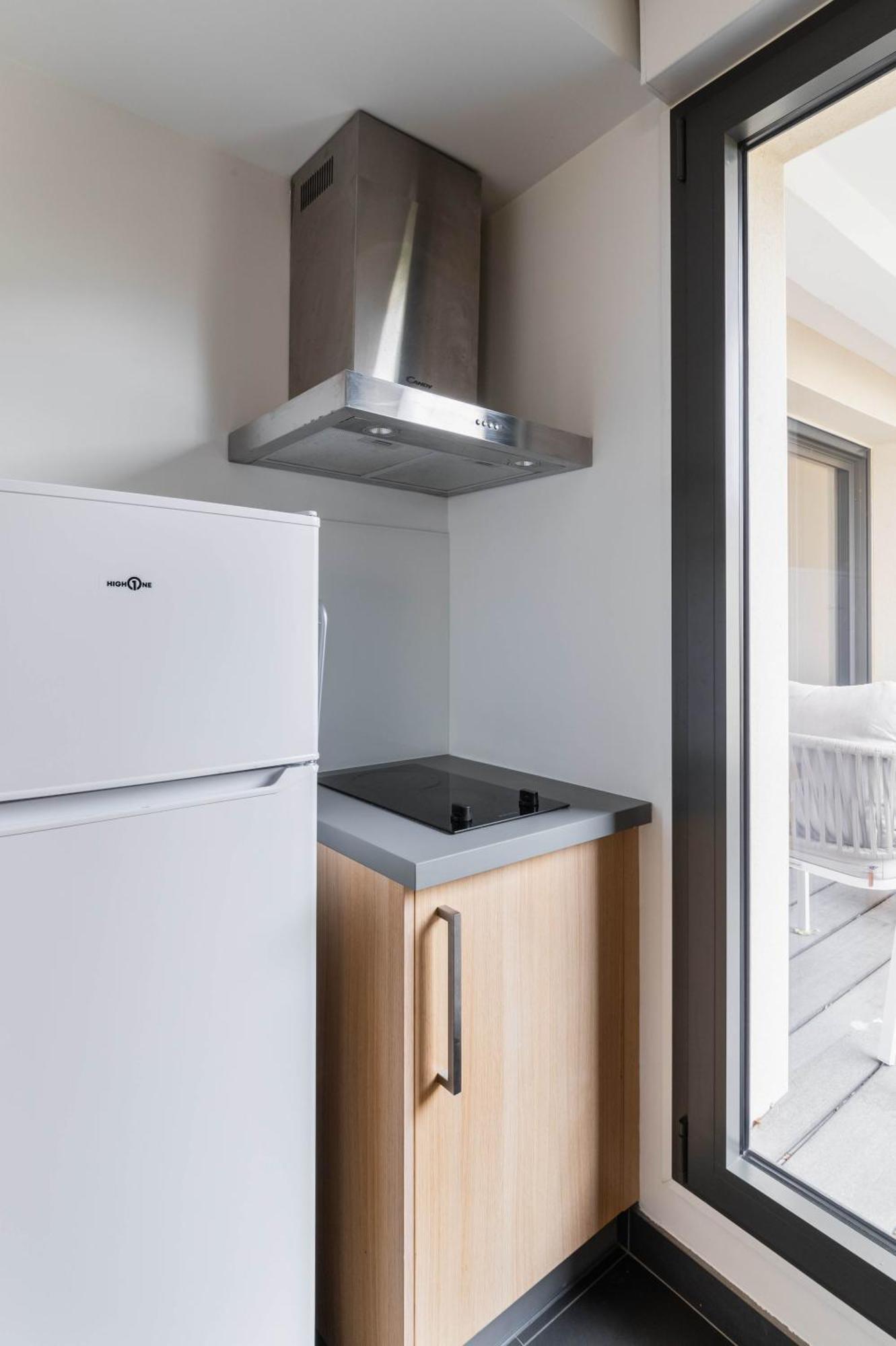 Appartement Lumineux Avec Terrasse Courbevoie - 4P - Flat-Guest Esterno foto