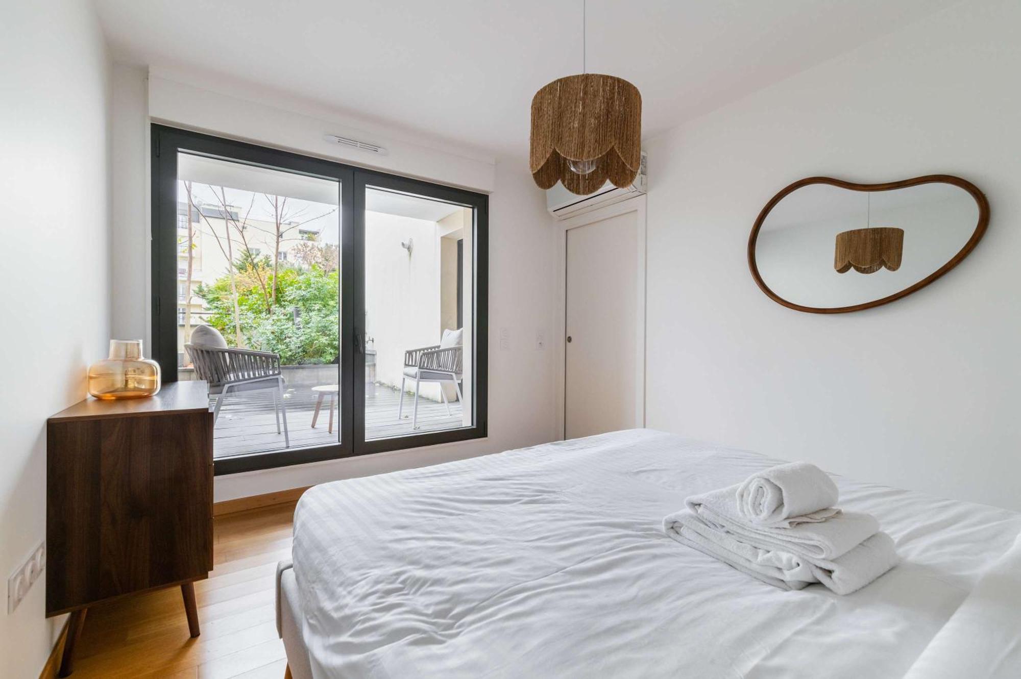 Appartement Lumineux Avec Terrasse Courbevoie - 4P - Flat-Guest Esterno foto