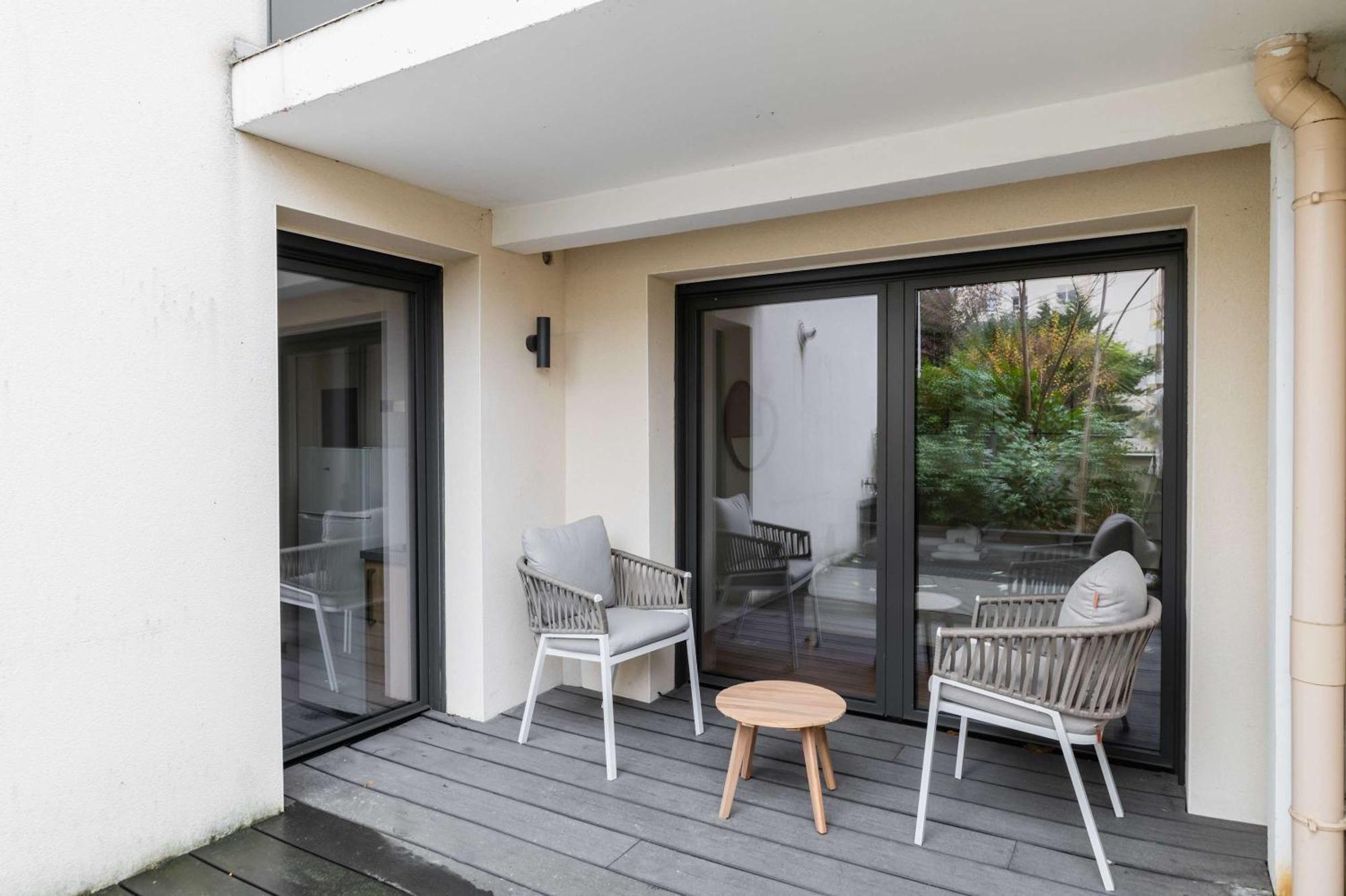 Appartement Lumineux Avec Terrasse Courbevoie - 4P - Flat-Guest Esterno foto
